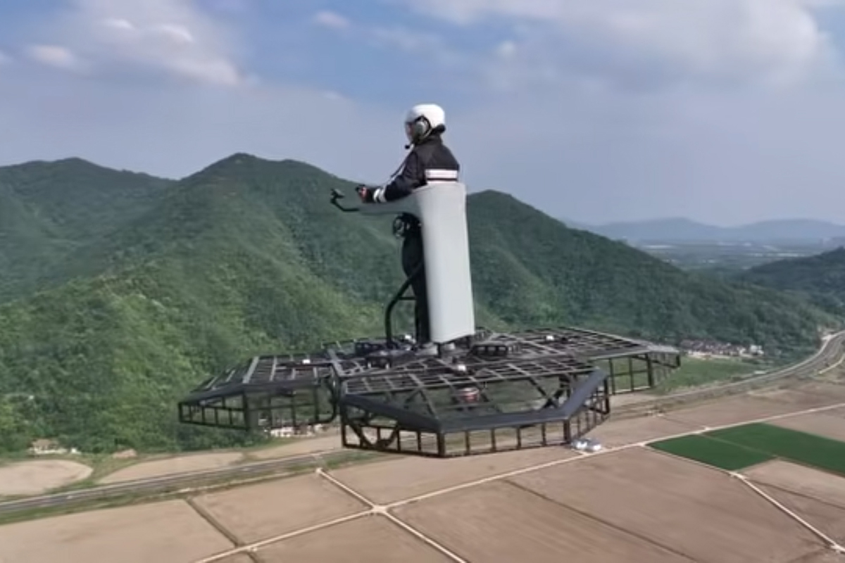 Urban 3 passenger eVTOL prototype personal flying devide prototype multicopter platform Urban 3 passenger eVTOL prototype personal flying devide prototype multicopter platform